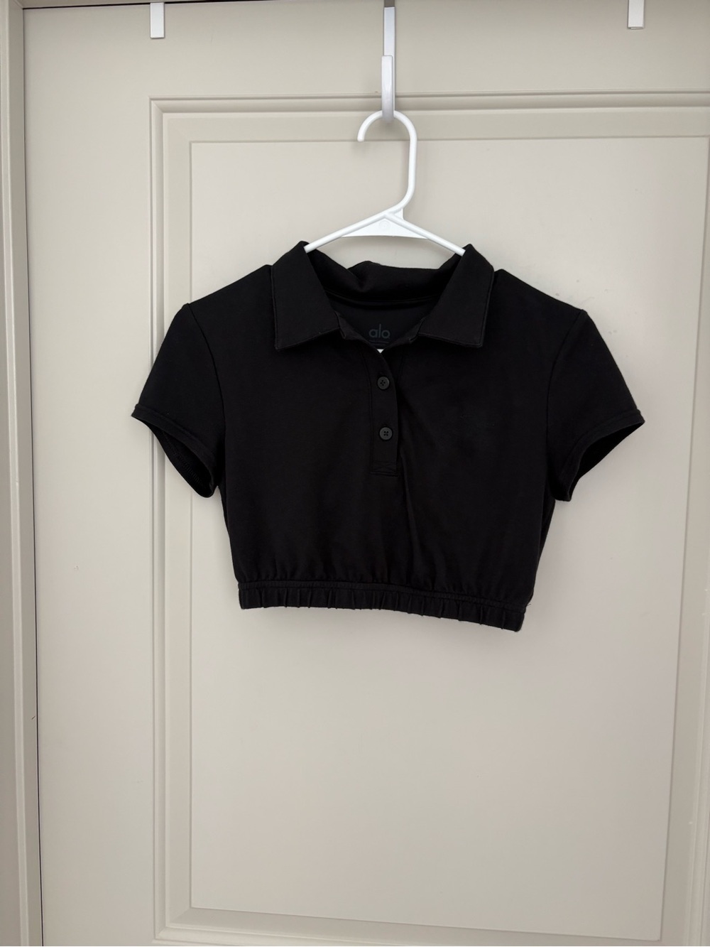ALO Yoga Black Cropped Polo Top Size XS